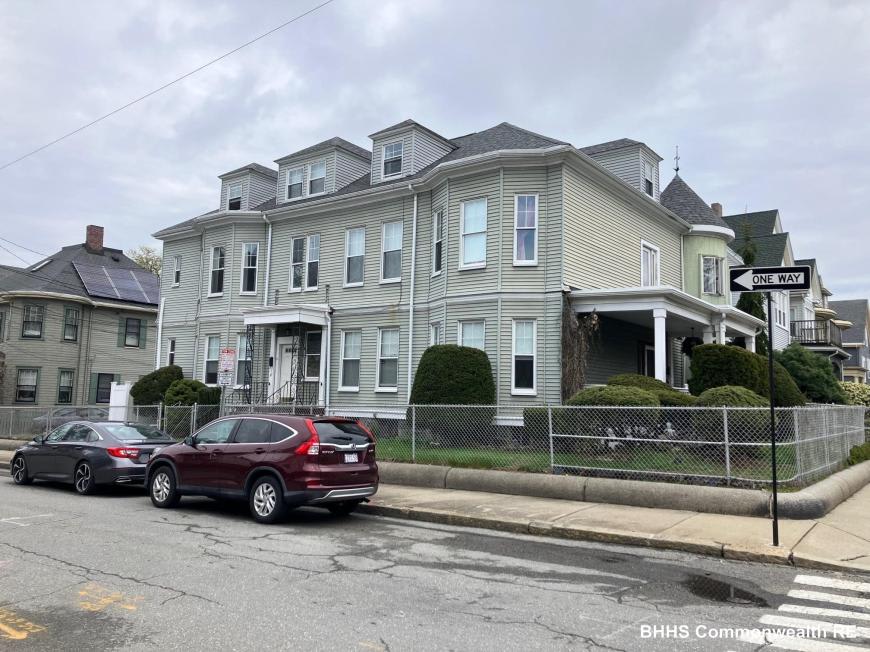 173 Highland Ave. – photo 1