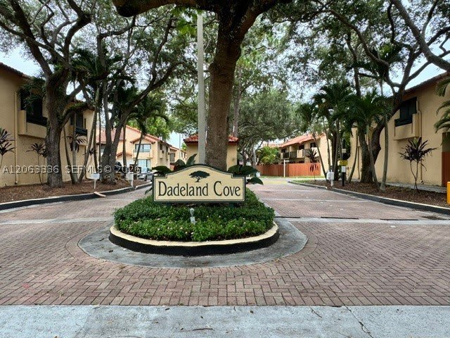 10005 SW 77th Ct – photo 1