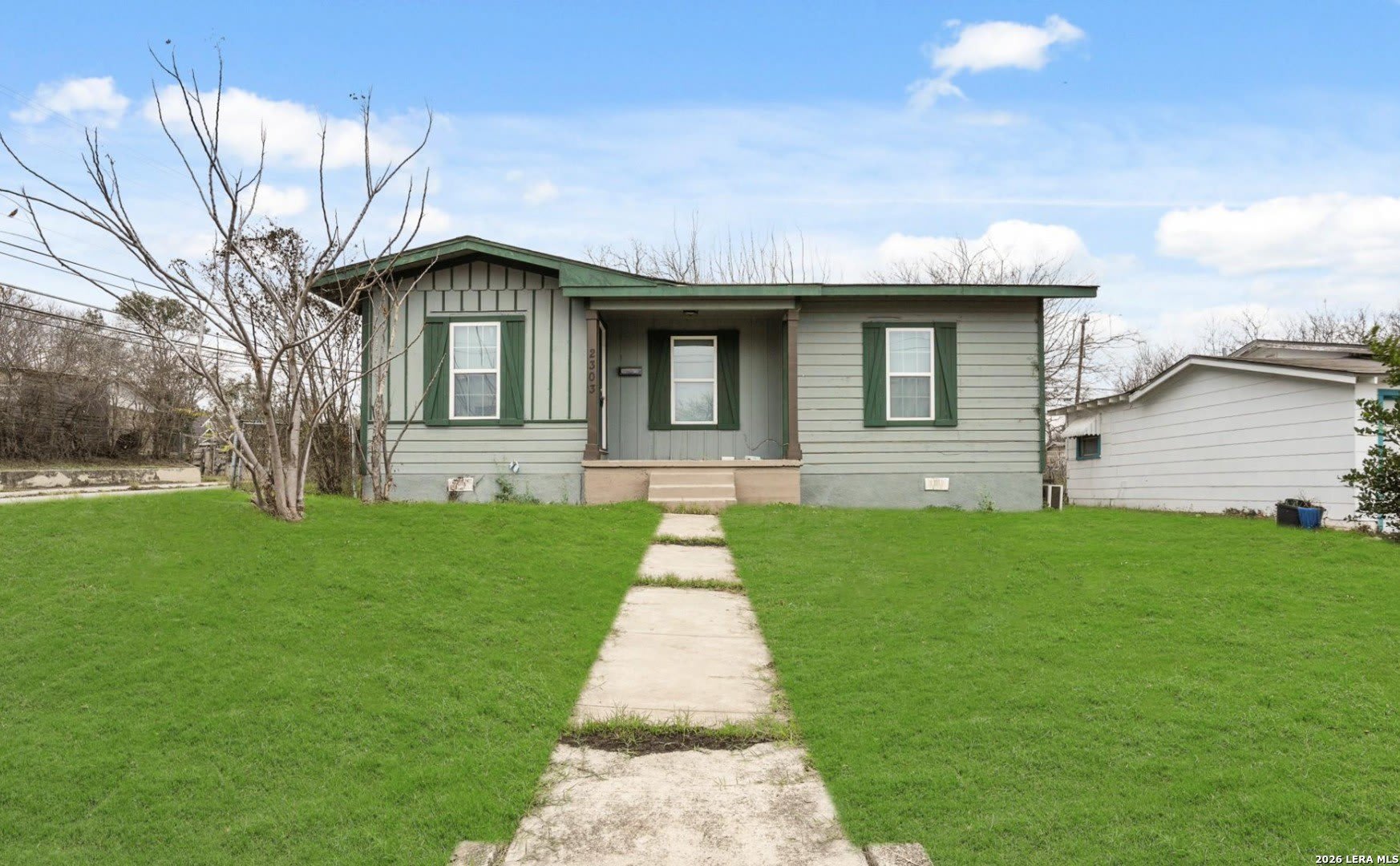 2303 Burnet – photo 1
