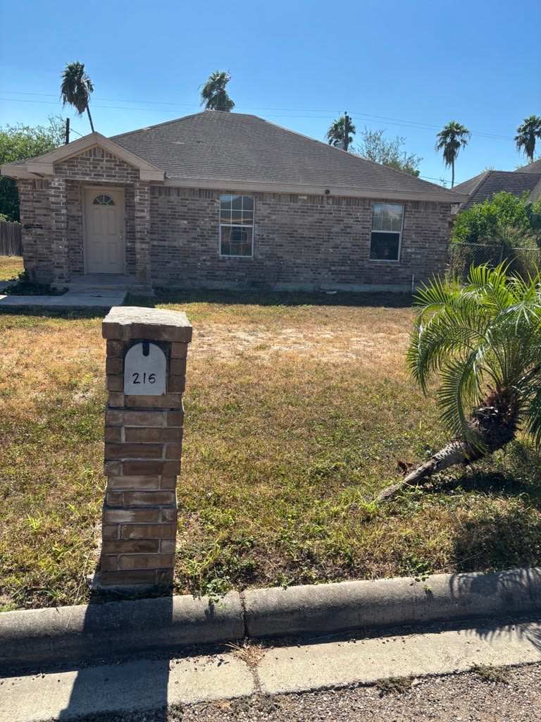 216 Muneca Dr. – photo 1 of 18