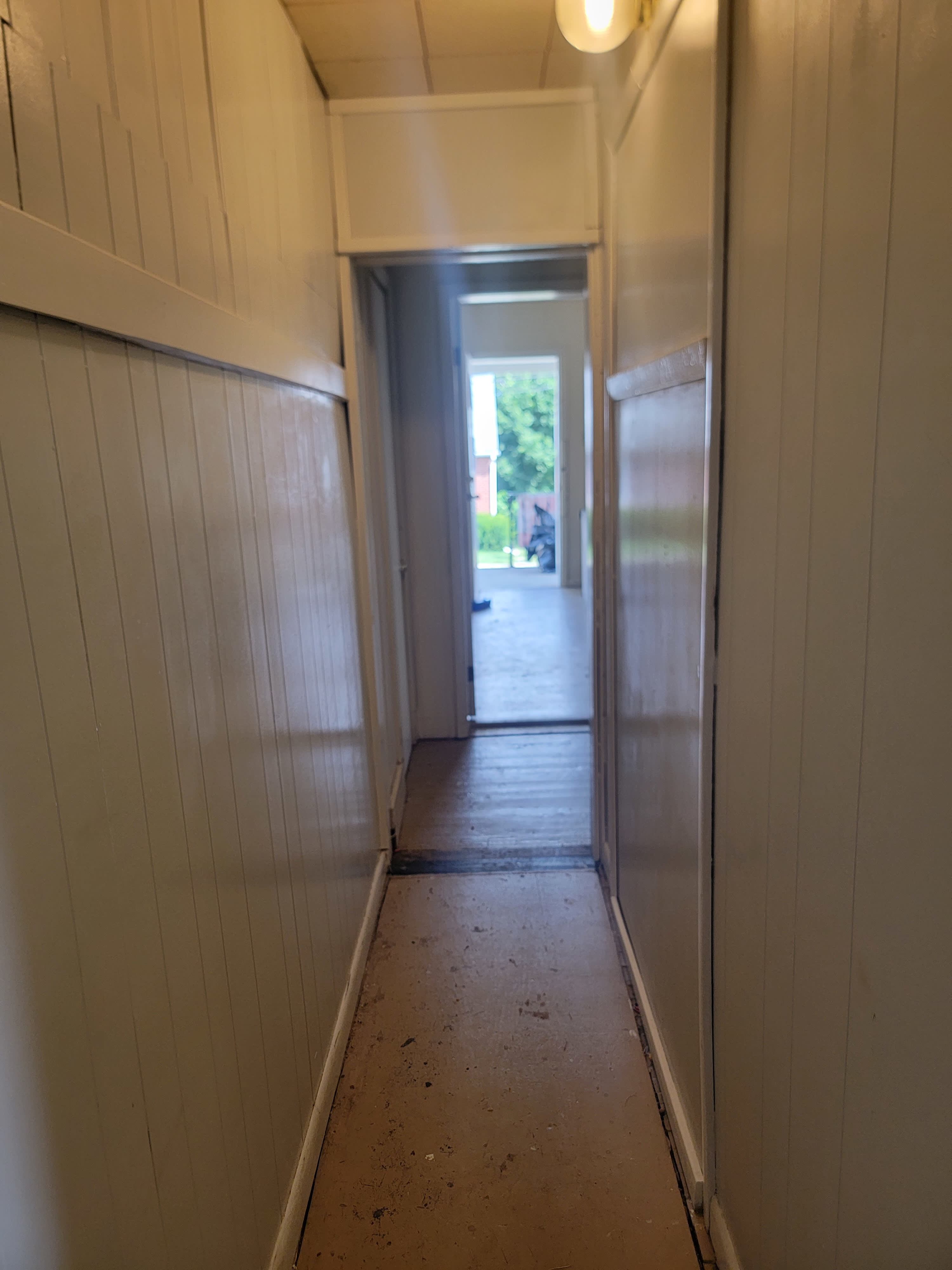 127 Center St – photo 1 of 7