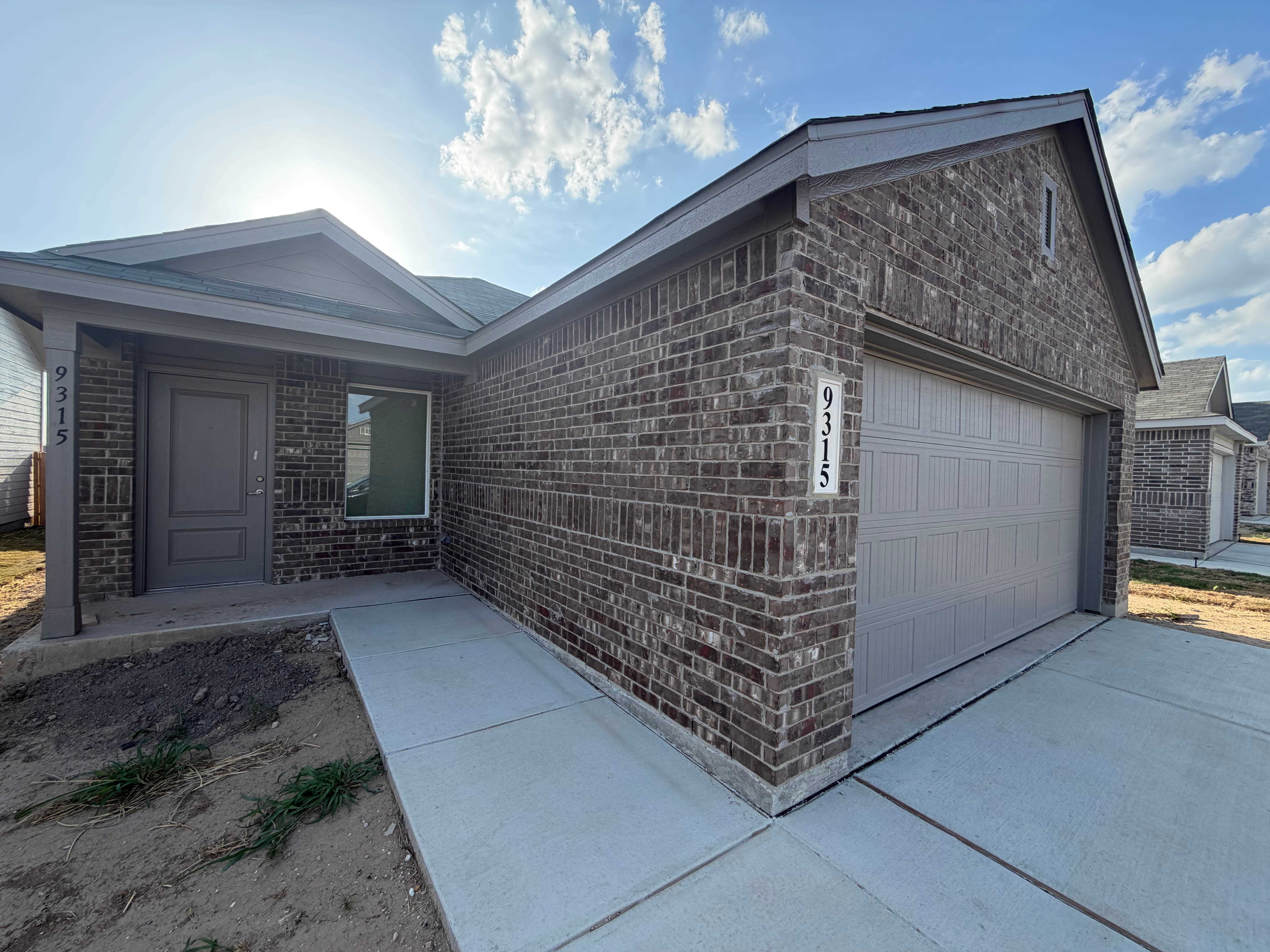 9315 Campbell Wy – photo 1