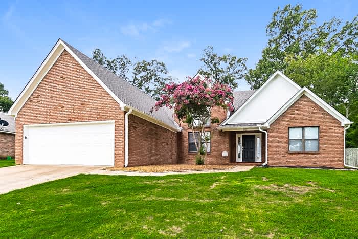 1327 Biloxi Street – photo 1 of 18