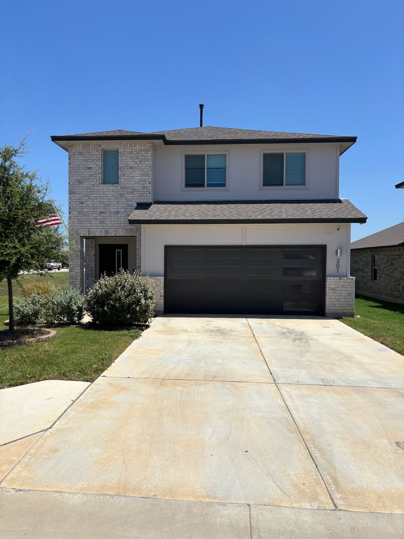 4 Bedroom 2.5 Bathroom Georgetown Home: Tres Tierras Subdivision – photo 1