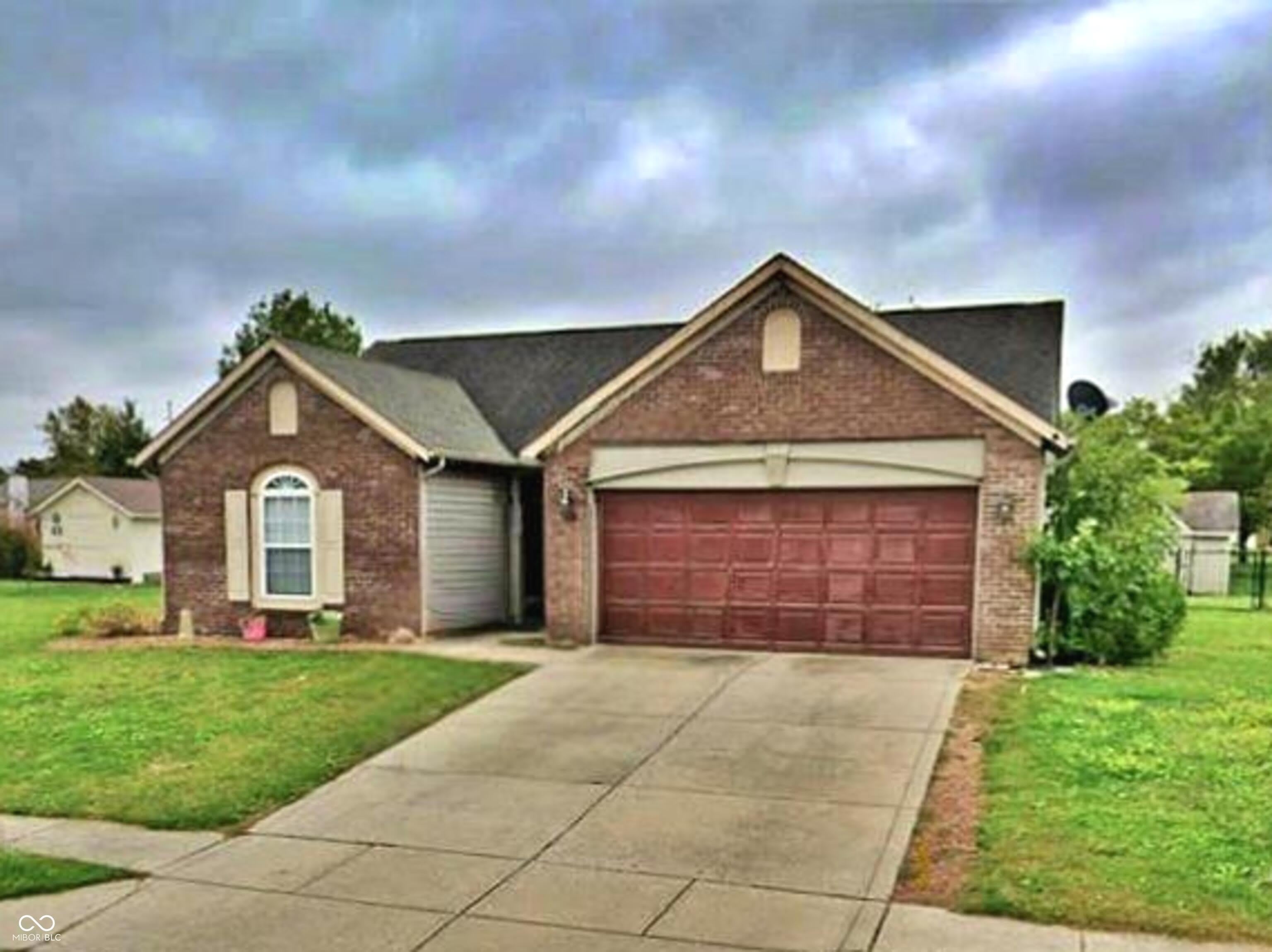10911 Secretariat Drive – photo 1 of 16