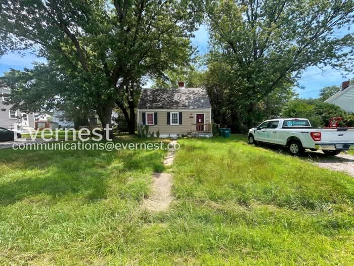 4423 Eanes Lane – photo 1 of 11