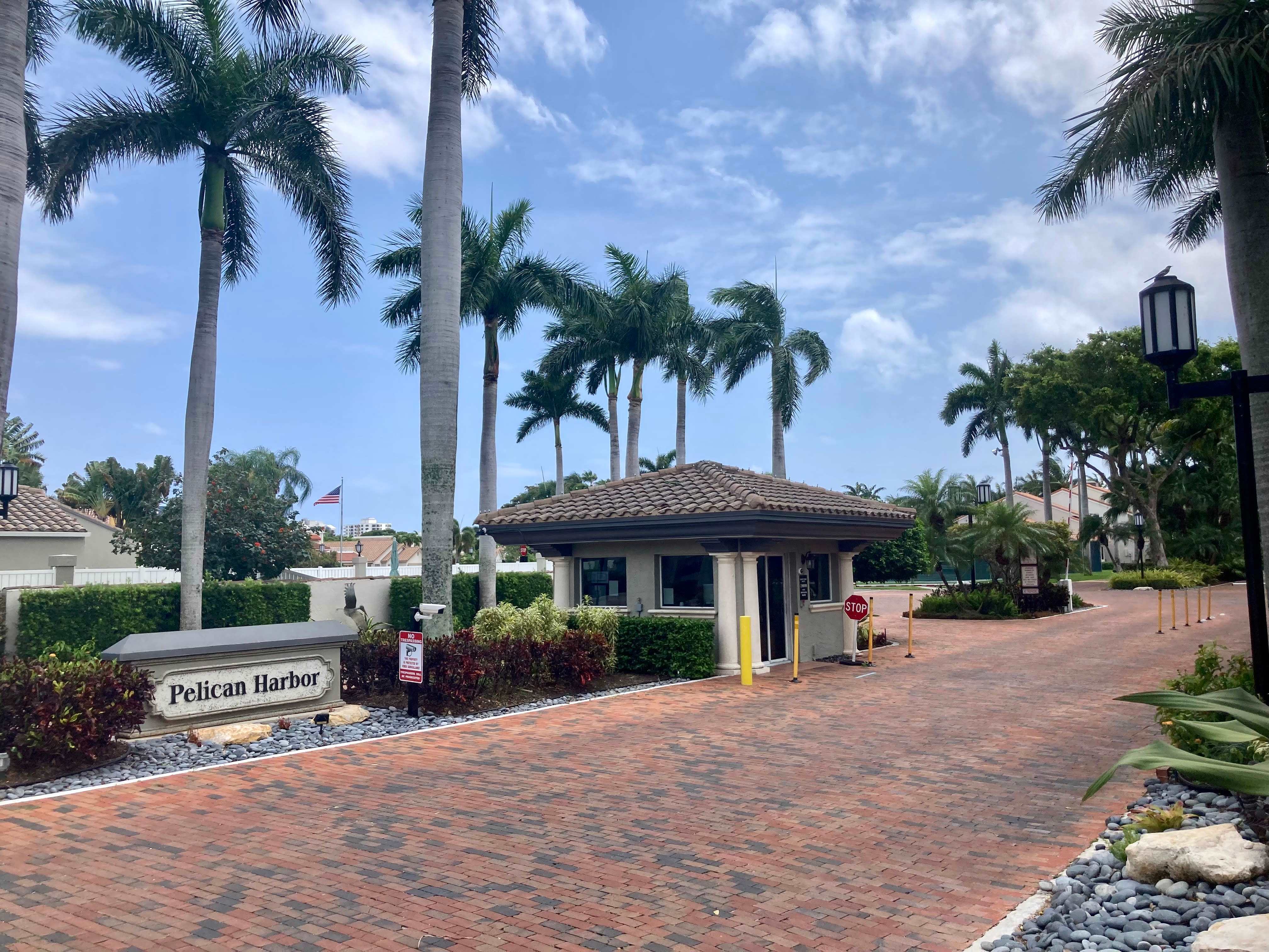 65 Pelican Pointe Drive – photo 1