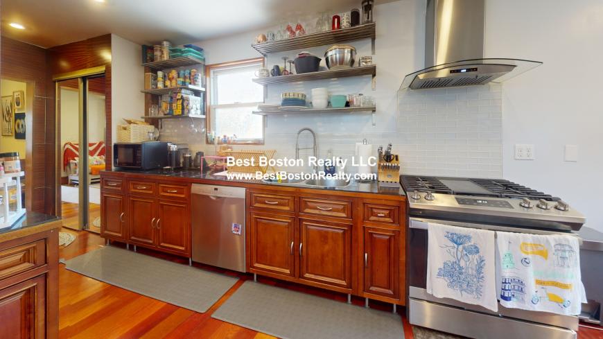18 Nashua St. – photo 1