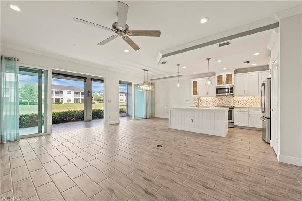 6954 Avalon Cir – photo 1