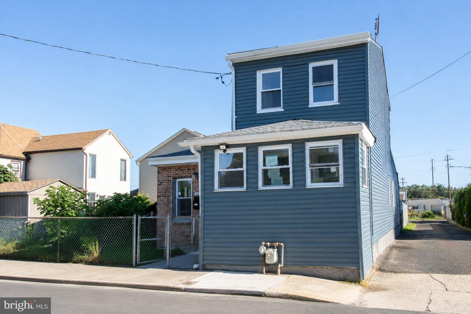 606 GREEN Street – photo 1 of 30