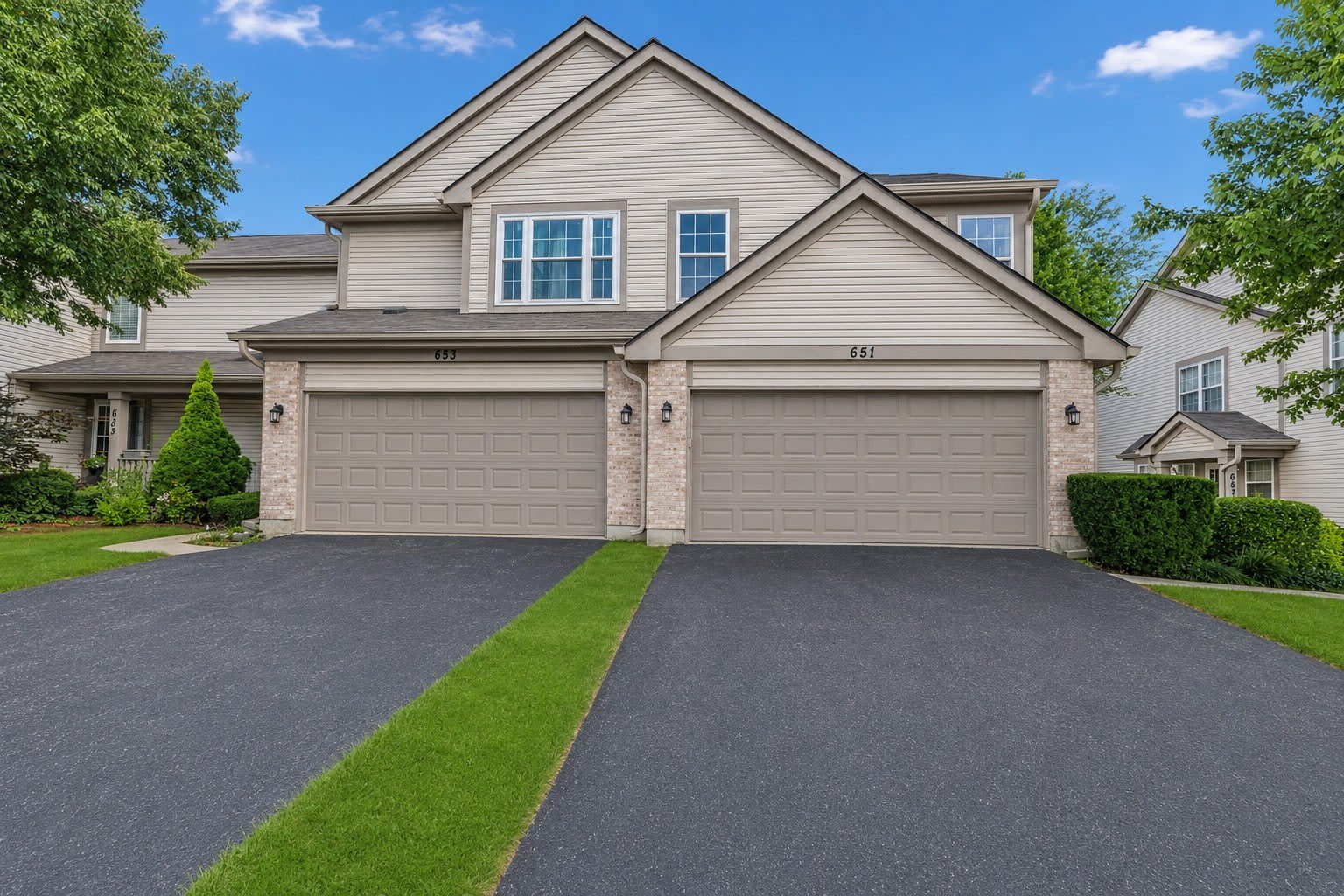 651 Lancaster Circle – photo 1
