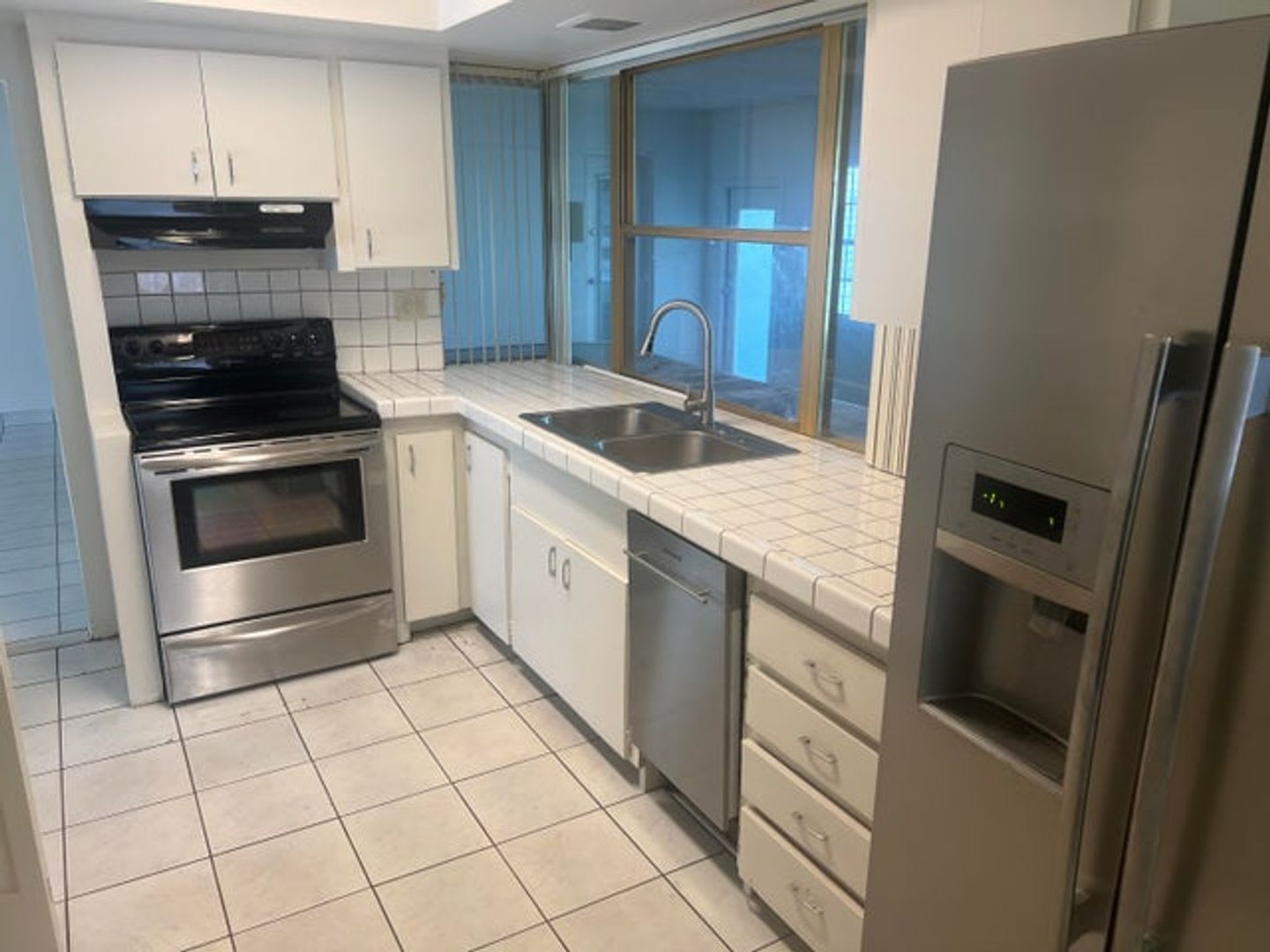 4004 E Shore Road, Miramar, FL 33023 – photo 1