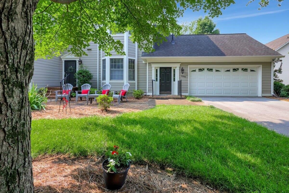 1284 Heritage Landing Drive – photo 1