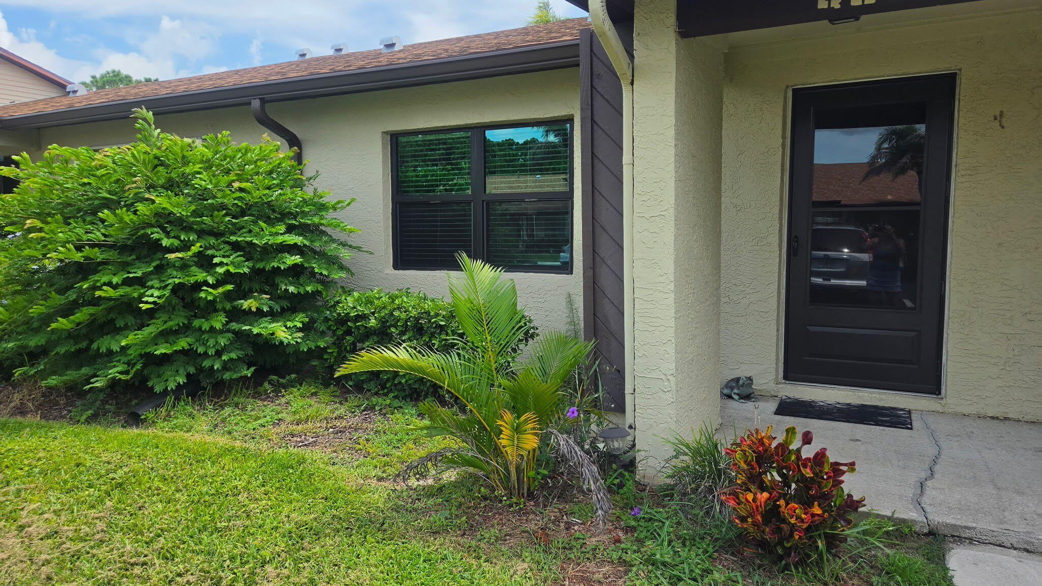 6034 INDRIO Road – photo 1 of 14