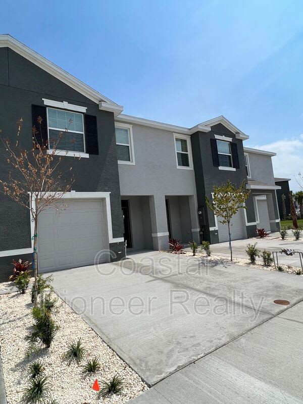 5330 Dragonfly Dr – photo 1 of 29