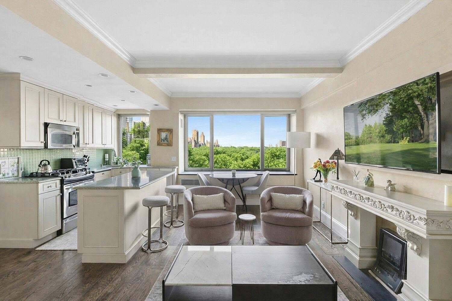 230 CENTRAL Park – photo 1