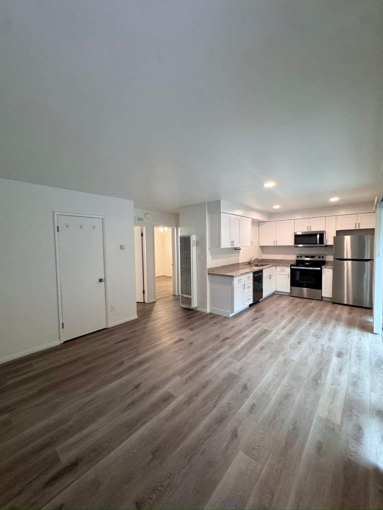 4886 Orchard Ave – photo 1
