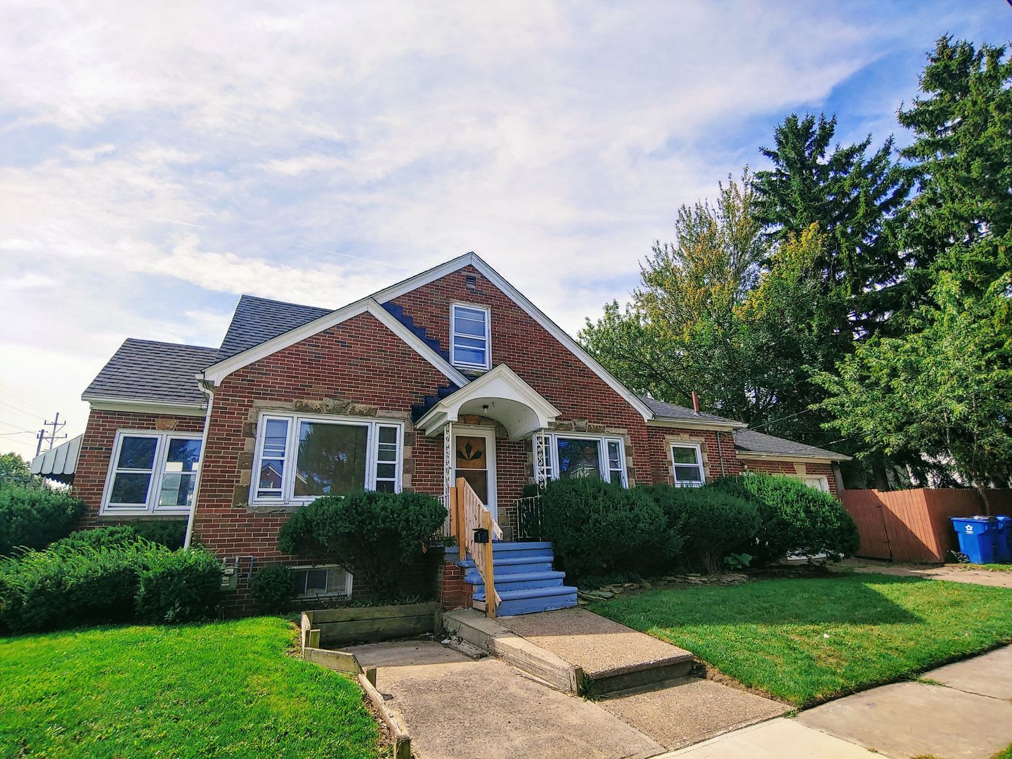 Classic Four-Bedroom Brick Home with First-Floor Primary – photo 1