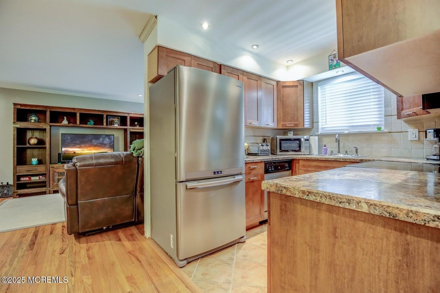 3 Wharfside Drive – photo 1 of 30
