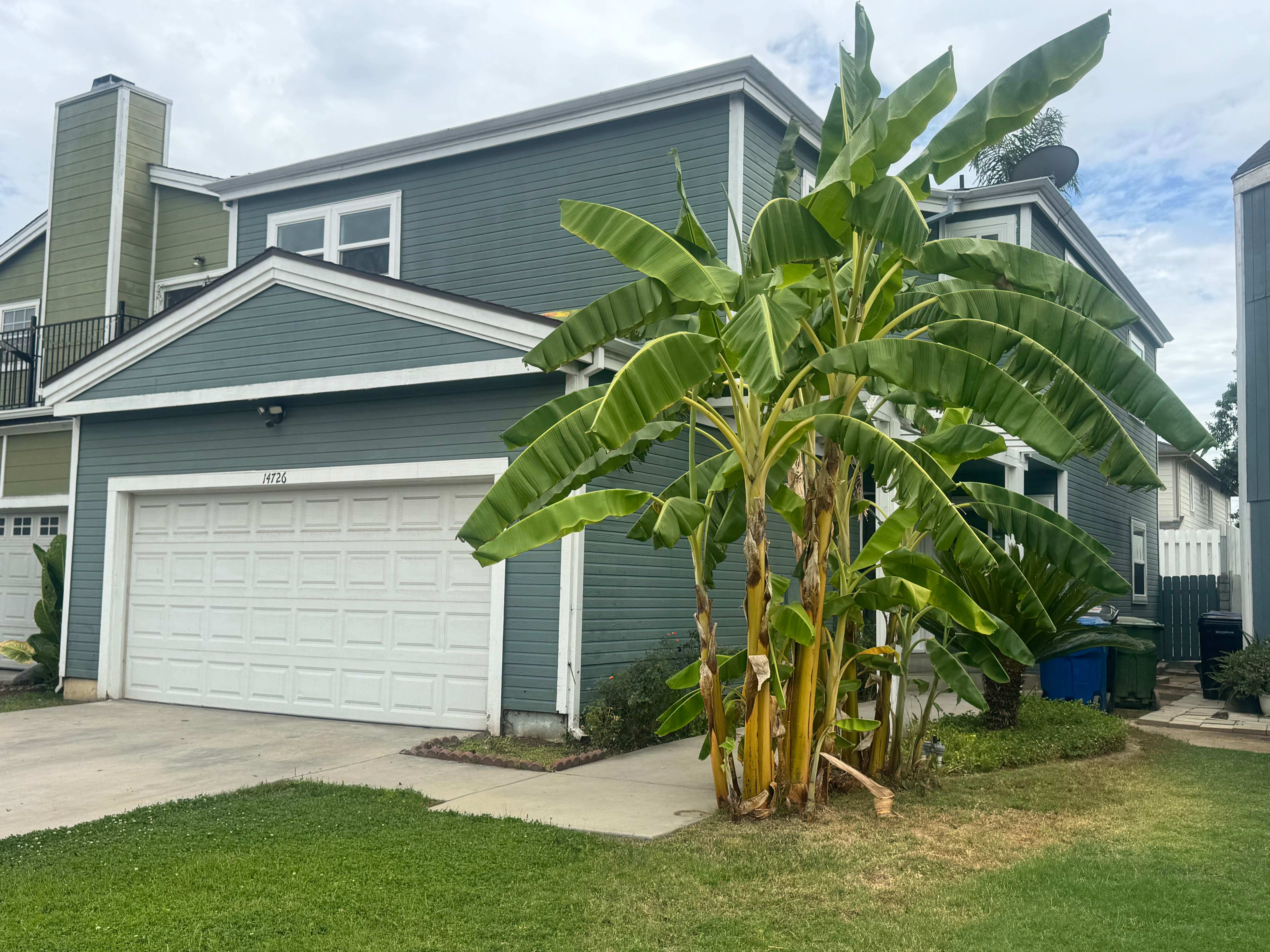 14726 Tupper Street – photo 1