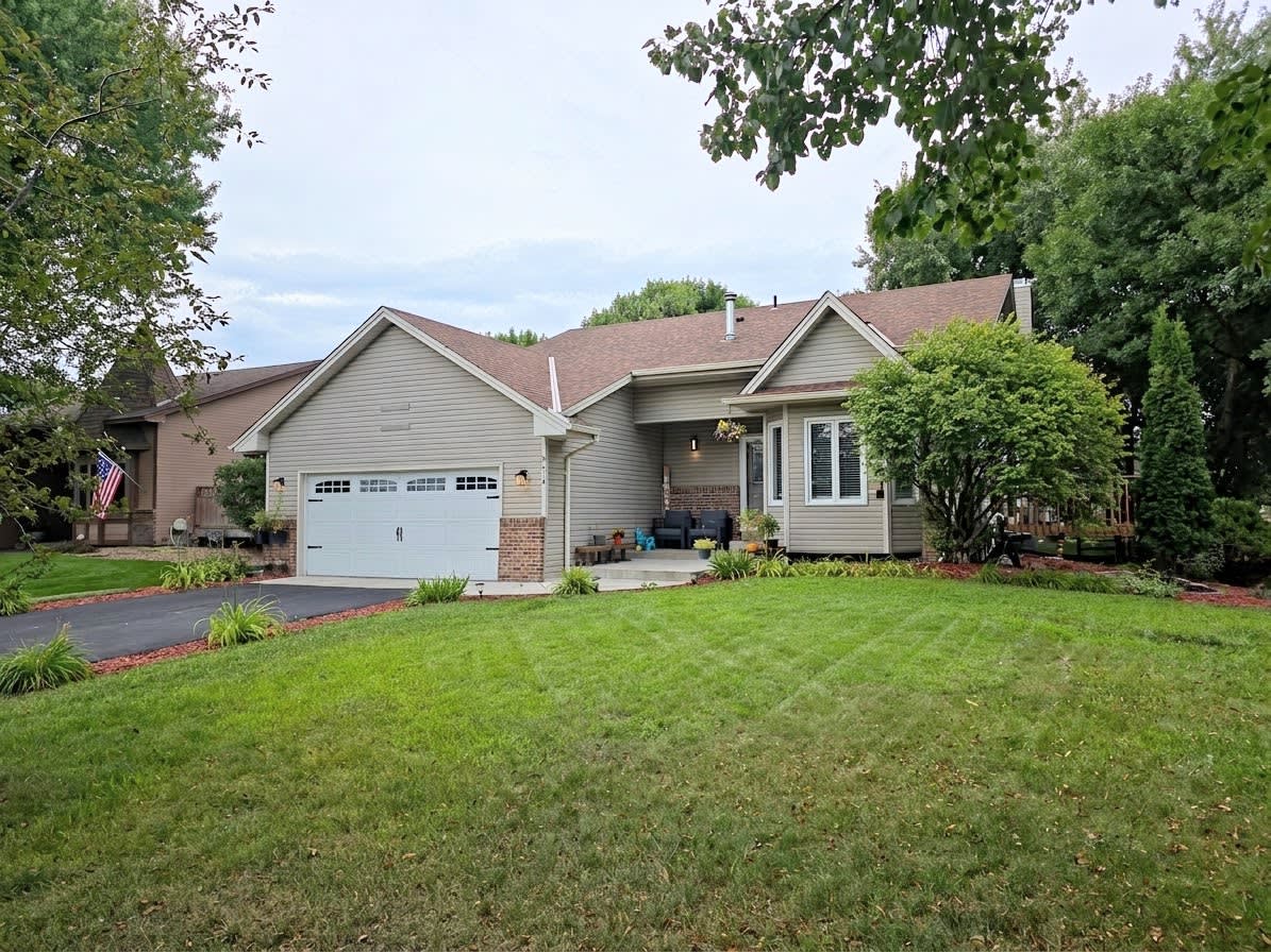 8214 109Th Place North – photo 1 of 196