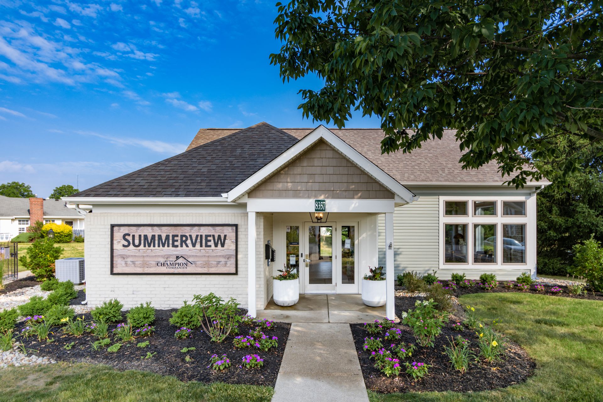 Summerview Apartments – photo 1