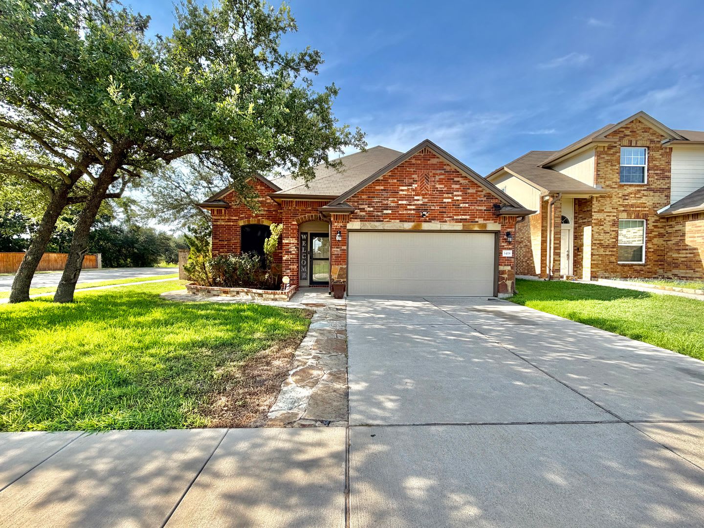 Gorgeous Corner Lot w/ Solar Panels – photo 1