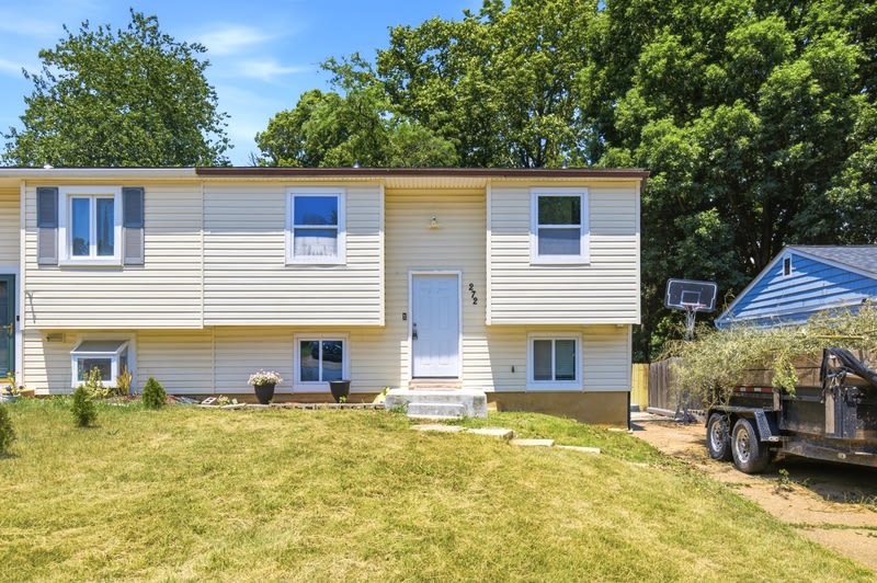 272 Ternwing Drive – photo 1 of 22