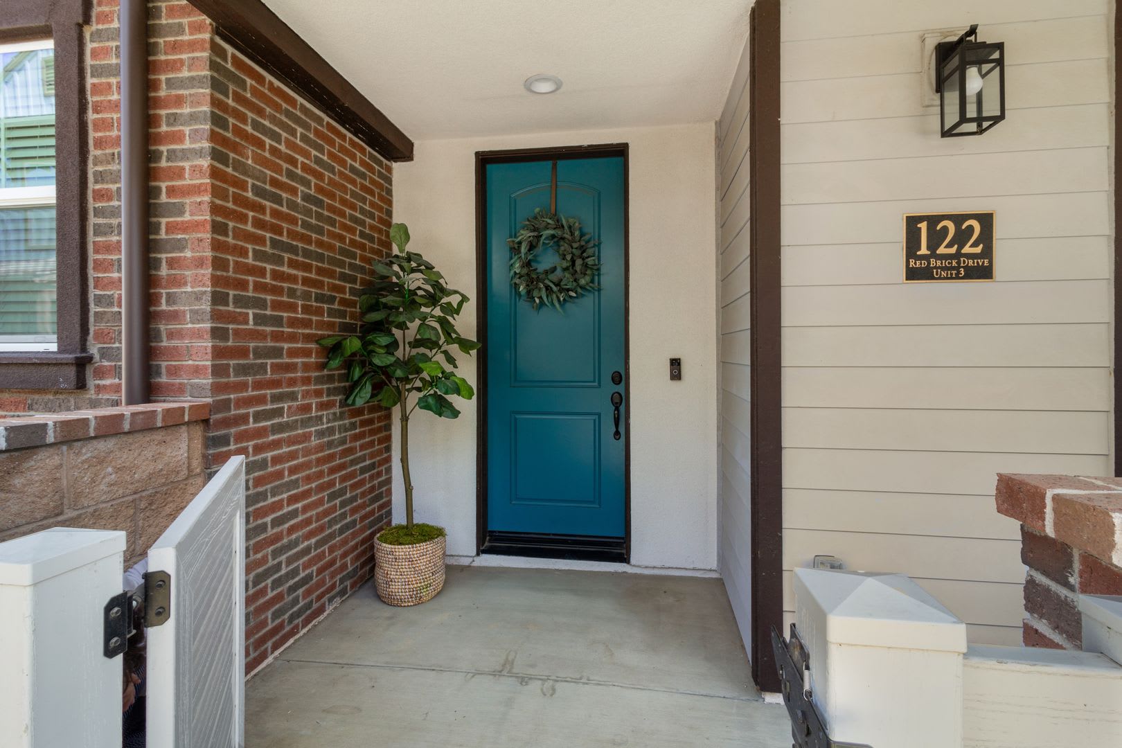 Modern Comfort In The Westerly – photo 1 of 285