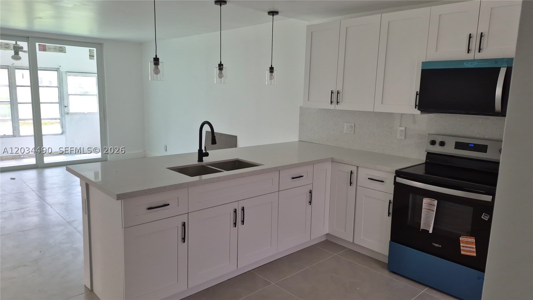 6050 Nw 64Th Ave – photo 1 of 183