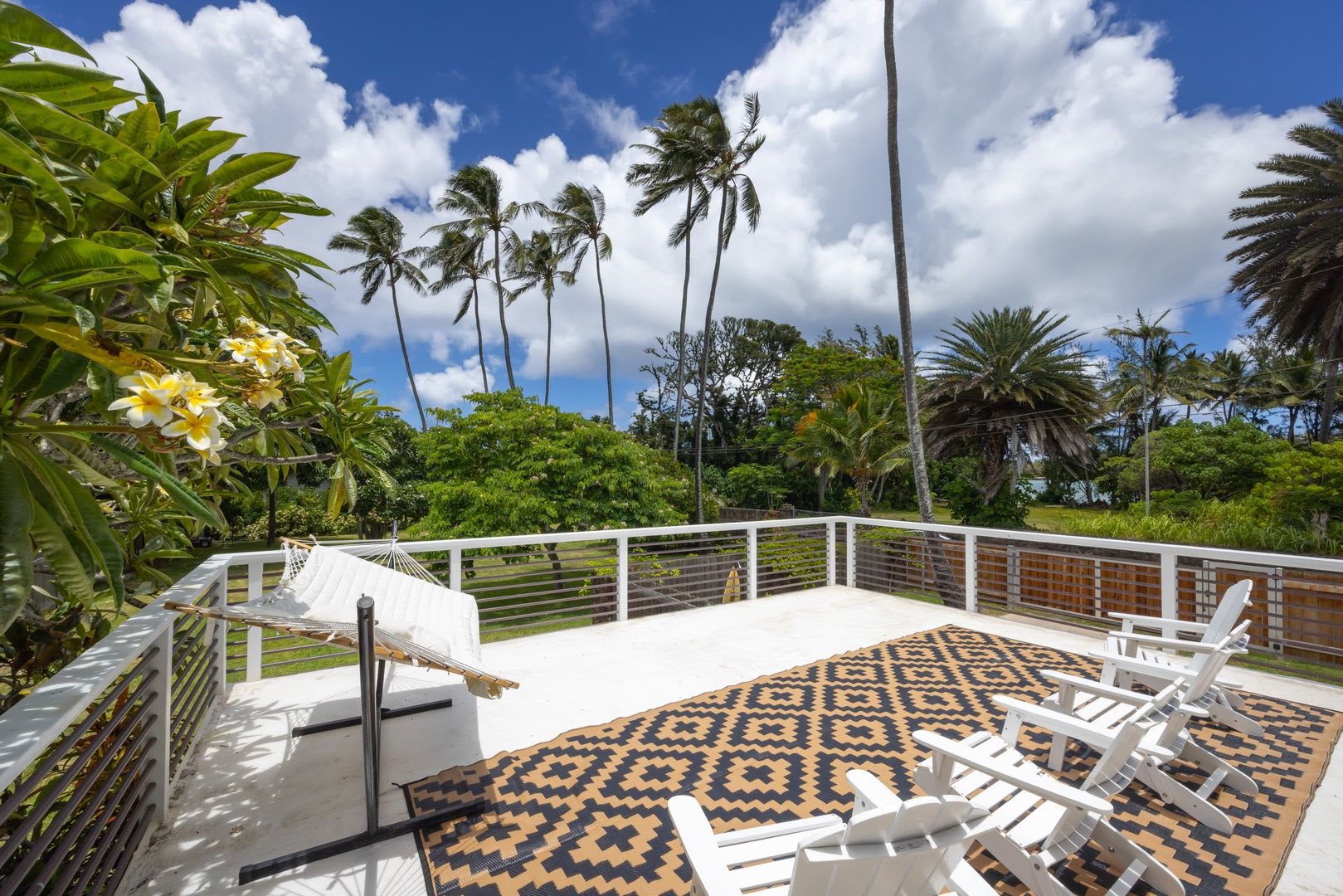 Hale Pellicano W Private Backyard Hot Tub Lush Lawn Kawela Bay Access – photo 1 of 32