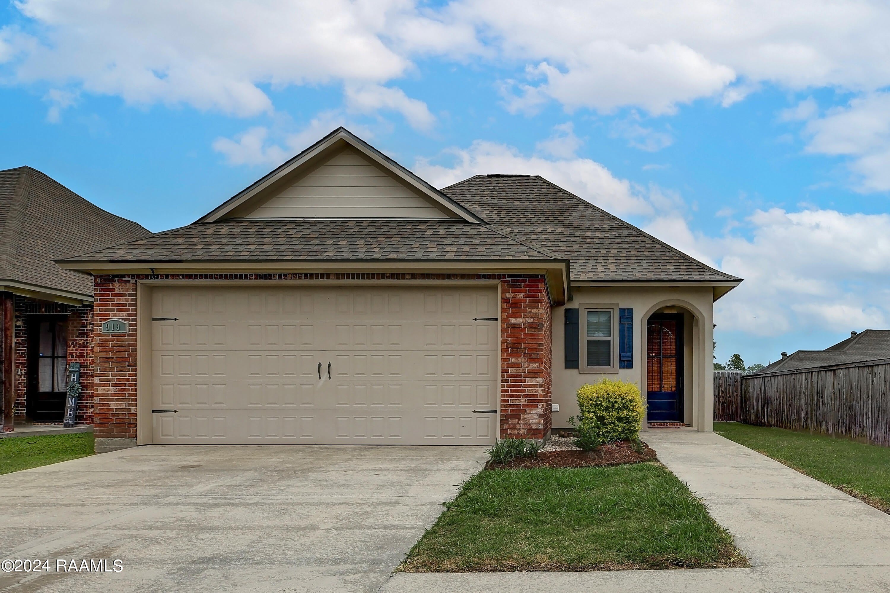 919 Russo Street – photo 1 of 13