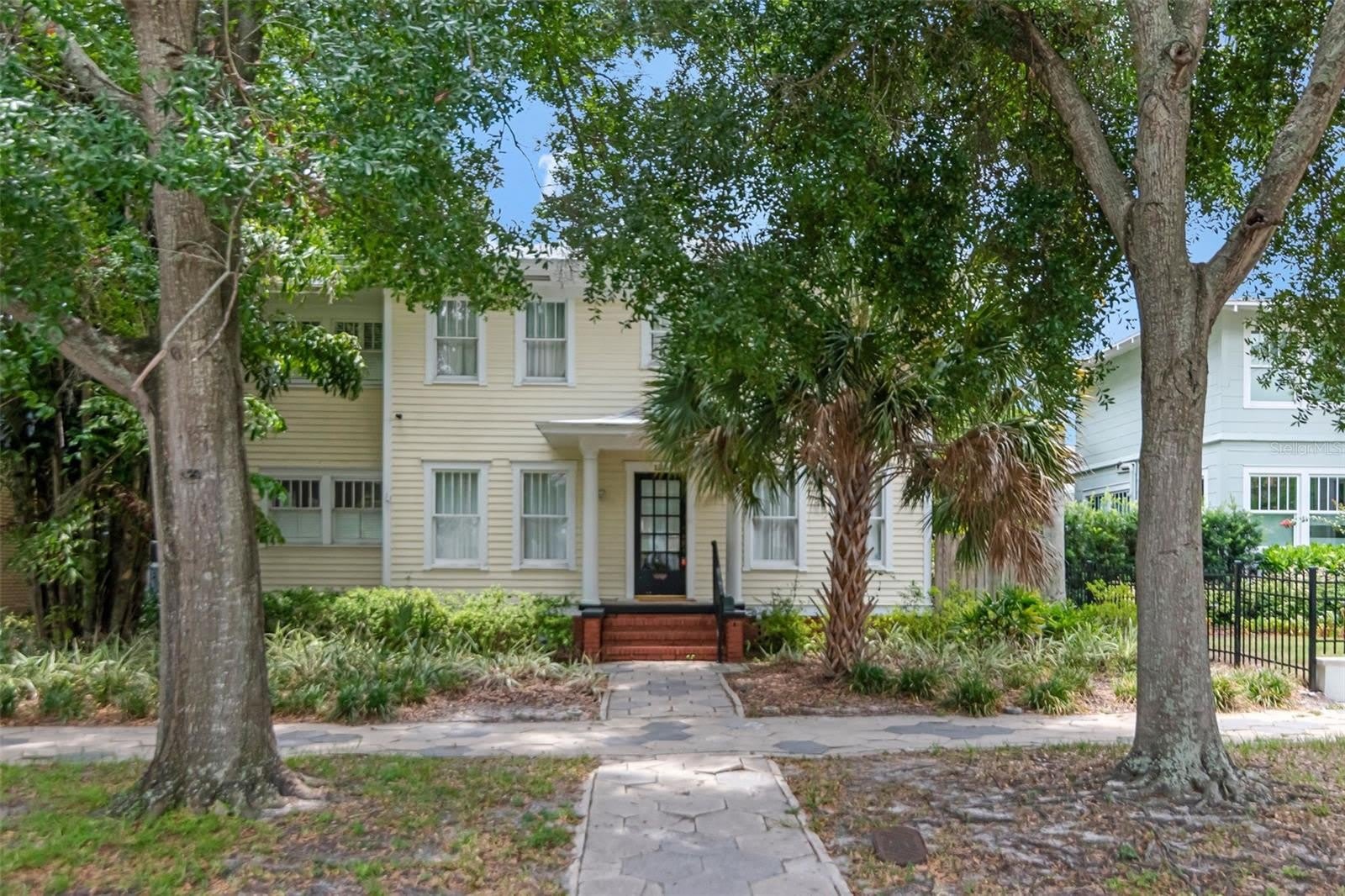 126 8TH Avenue NE – photo 1