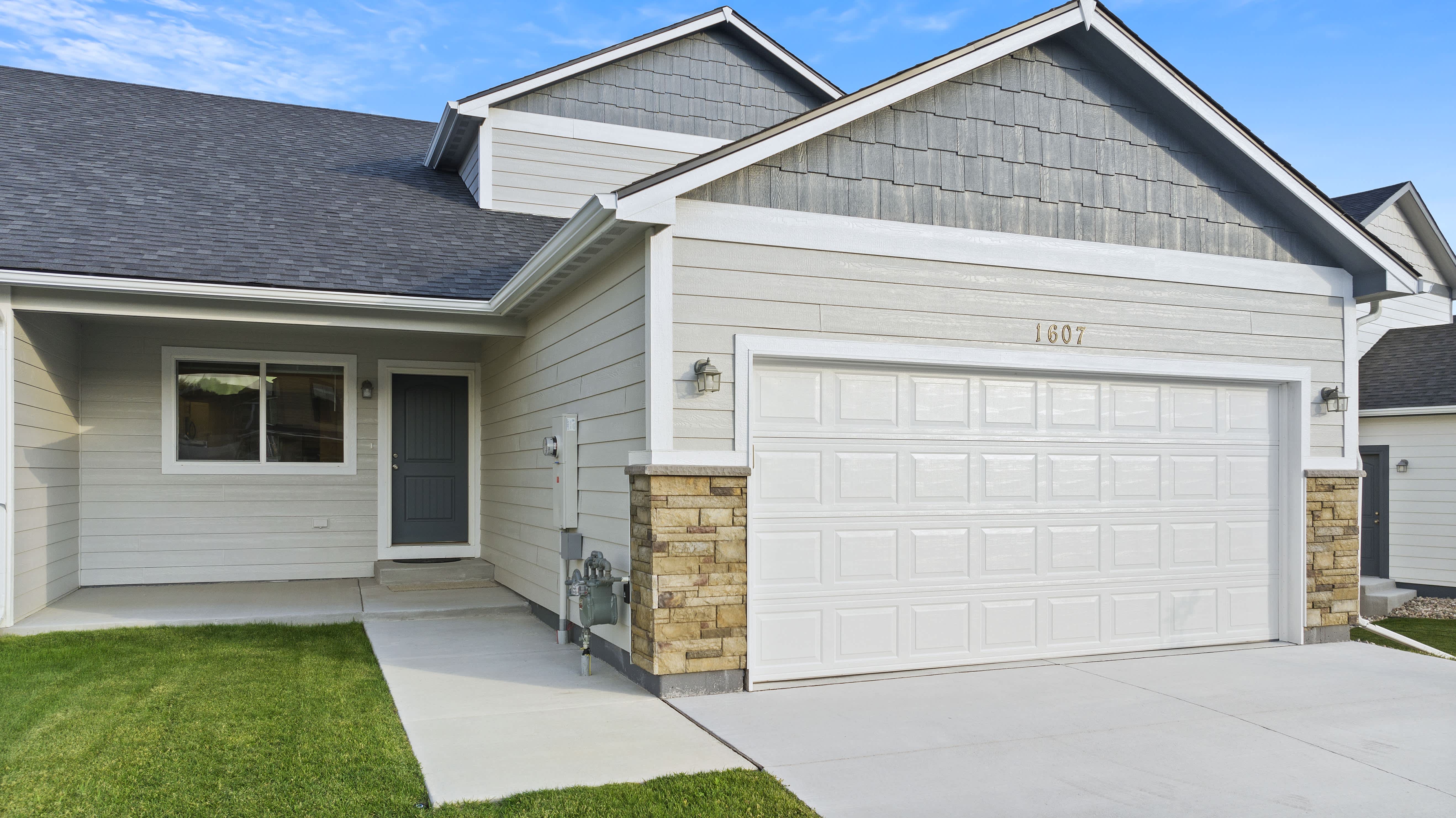 1607 Alyssaelaine Drive – photo 1