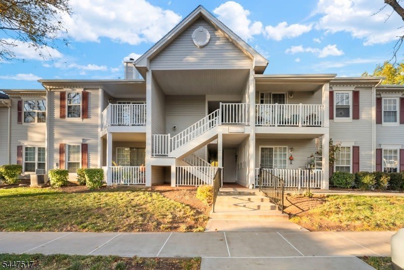 3207 Winder Dr – photo 1 of 20