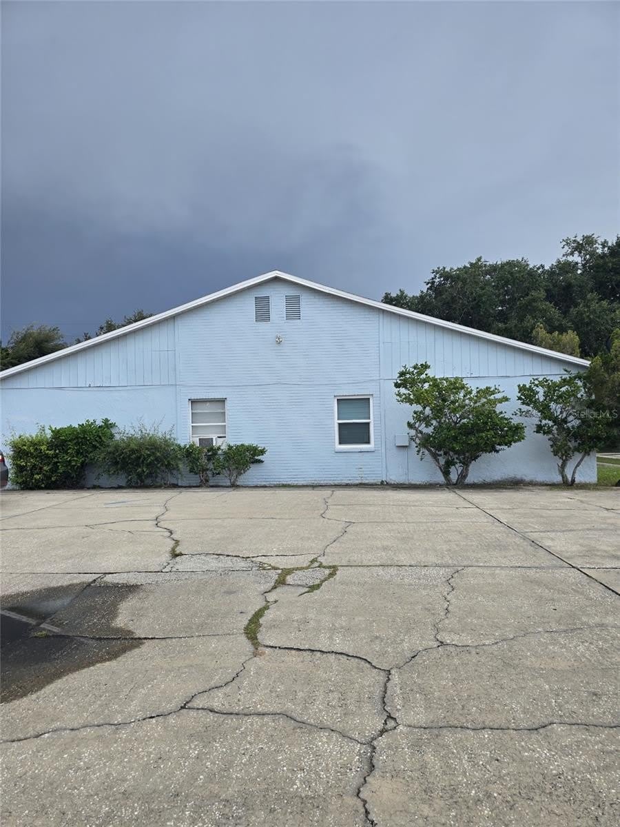 3064 SAINT PAUL Drive – photo 1 of 9