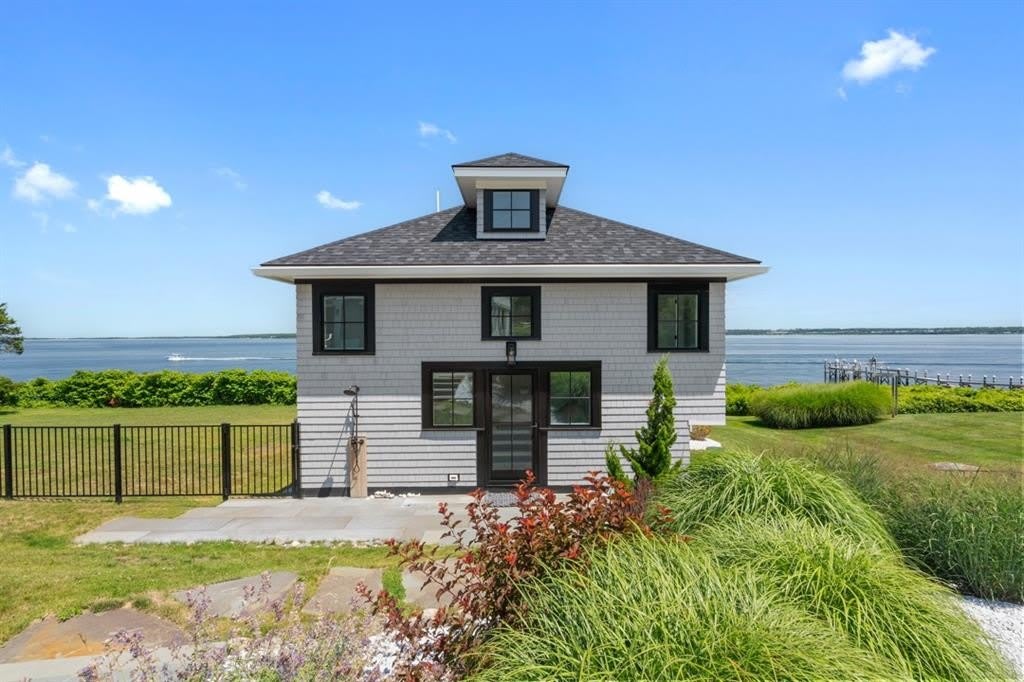 1058 East Shore Road – photo 1 of 16