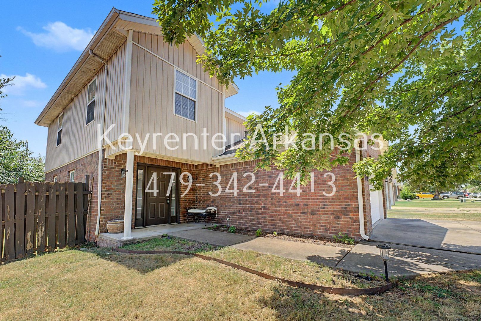 Bright & Spacious 3-Bedroom Bentonville Home – photo 1