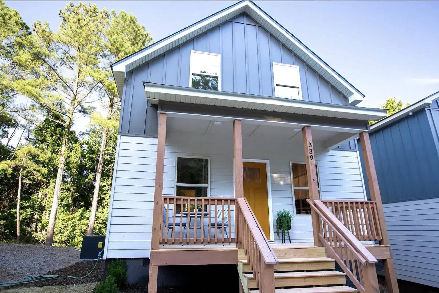 331 Kelly's Ferry Pl – photo 1 of 33