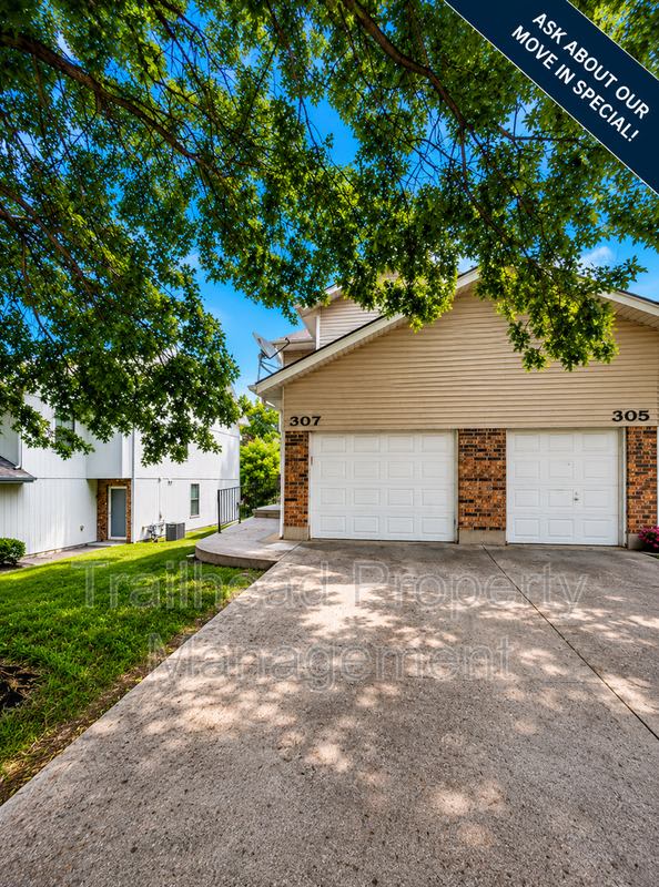 307 NE Timbercreek Drive – photo 1