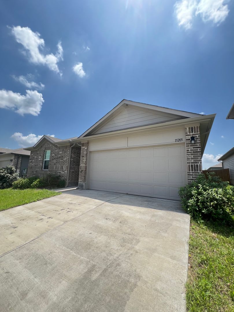 Very Clean Well Maintained Updated Austin S Colony 4 Bedroom 2 5 Bath Home W Granite Faux Wood Floors Designer Touches – photo 1 of 30