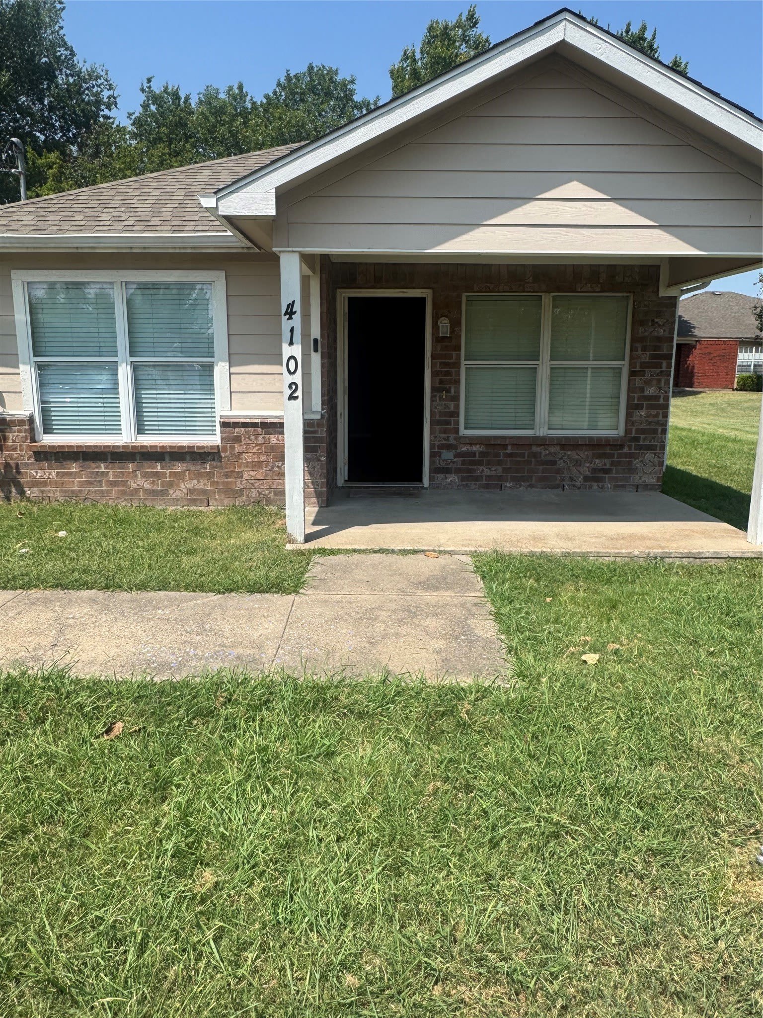 4102 Clark Street – photo 1
