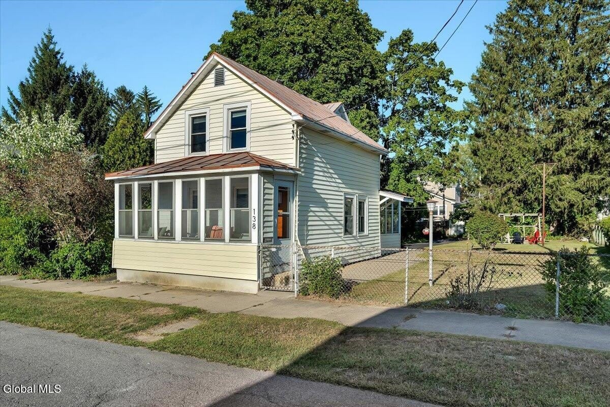 138 Elm Street – photo 1 of 309