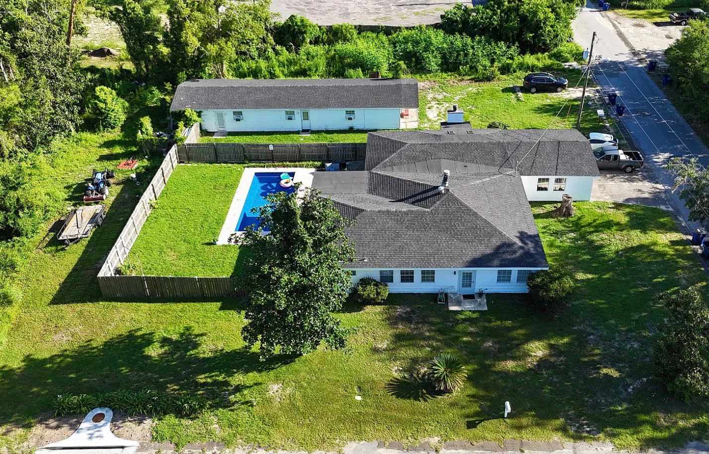 3900 West 17th Street – photo 1