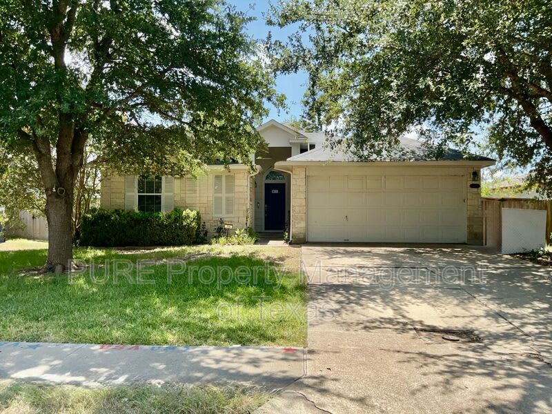 706 Stewart Drive – photo 1 of 26