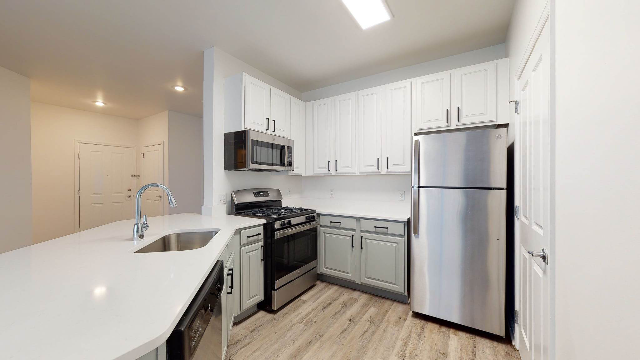 Alexandria Manor – photo 1 of 180