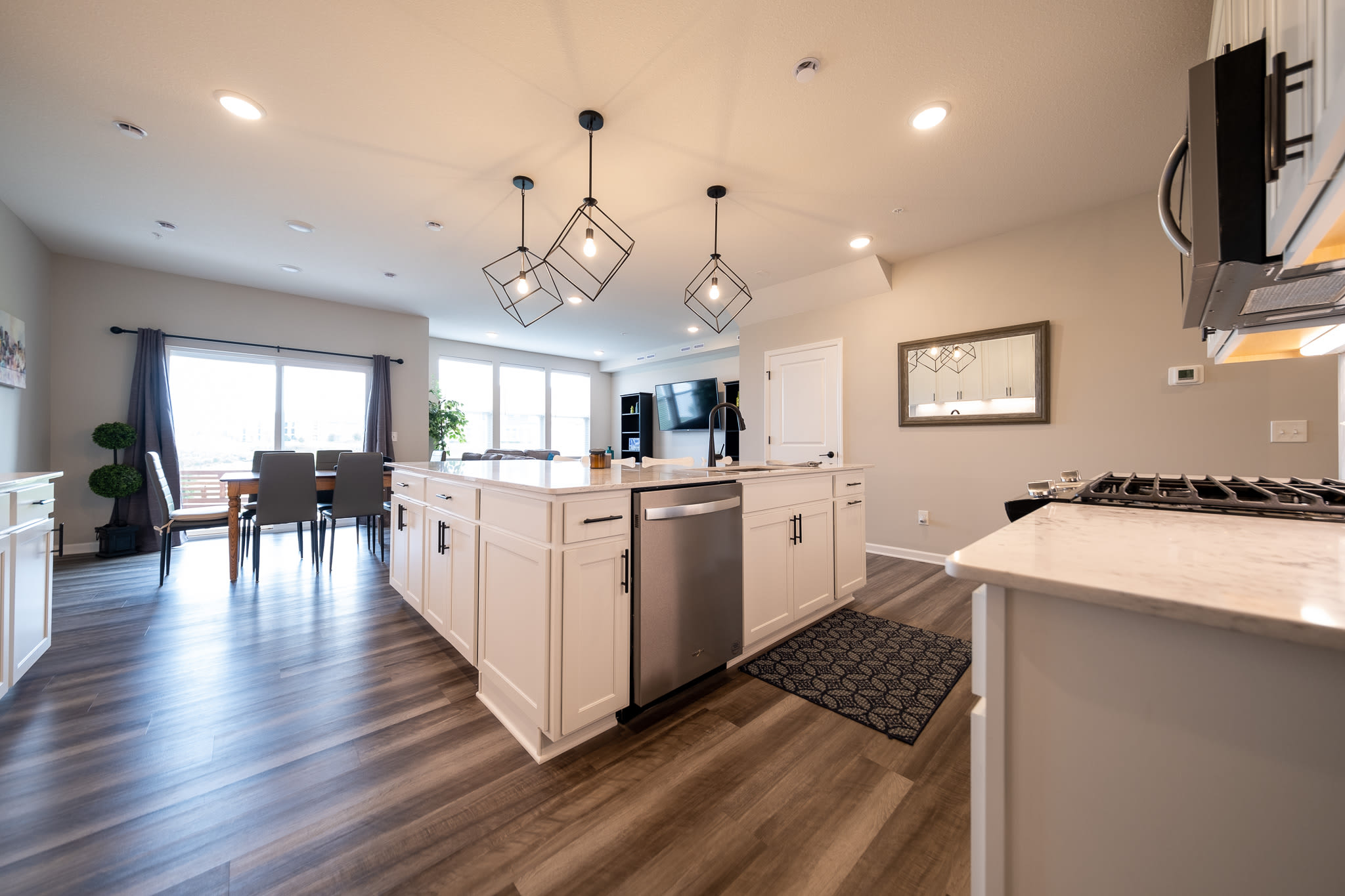 17904 Giants Way – photo 1 of 27