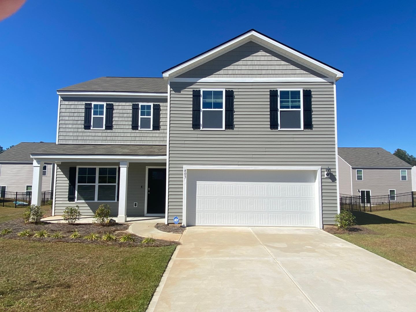 September Special 1000 Off First Months Full Rent With Acceptable Credit And Application 4 Bed 2 5 Bath Home Located In The Windsong Ii S D Rincon Ga – photo 1