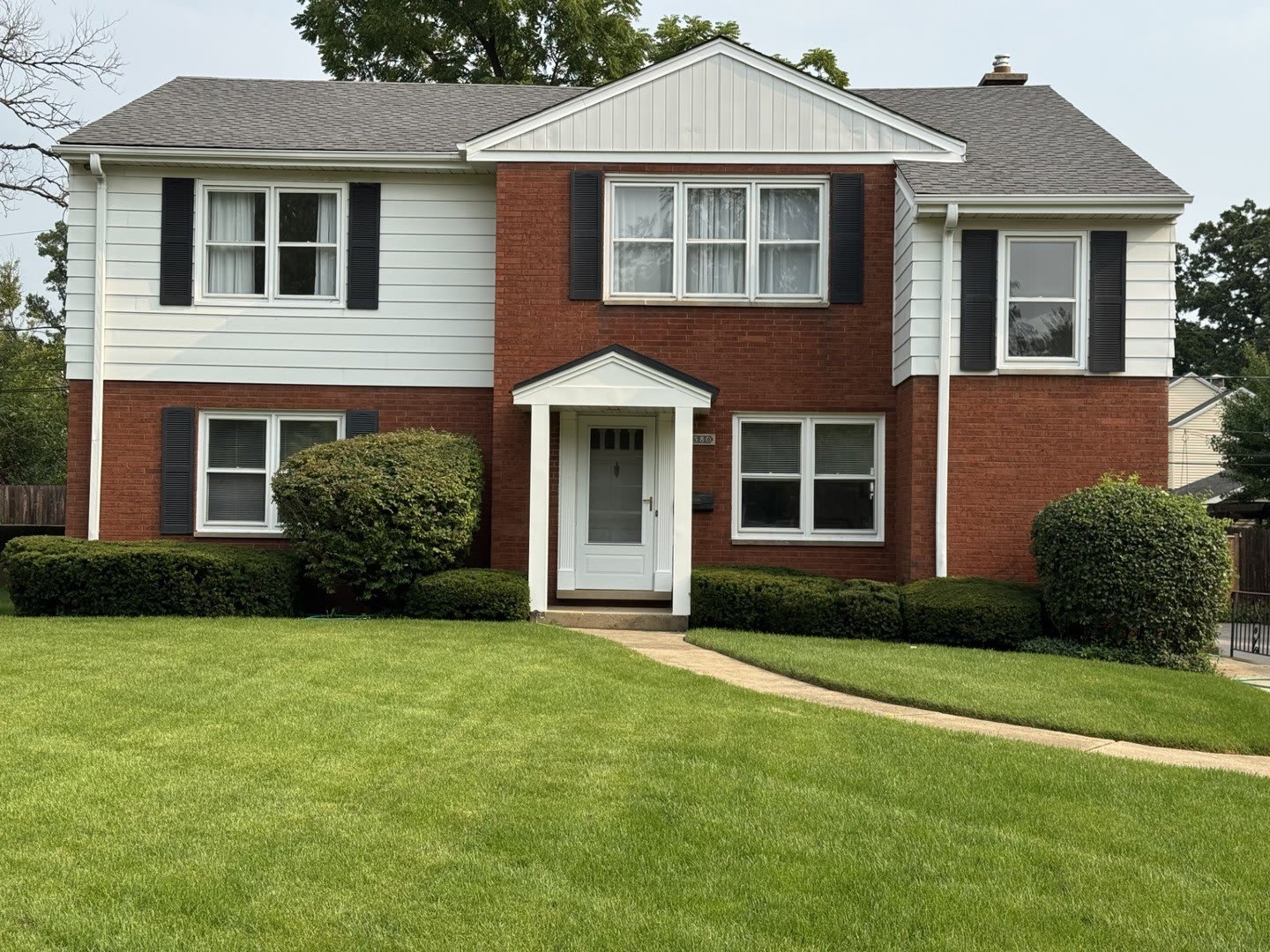 578 Ivy Court – photo 1 of 12