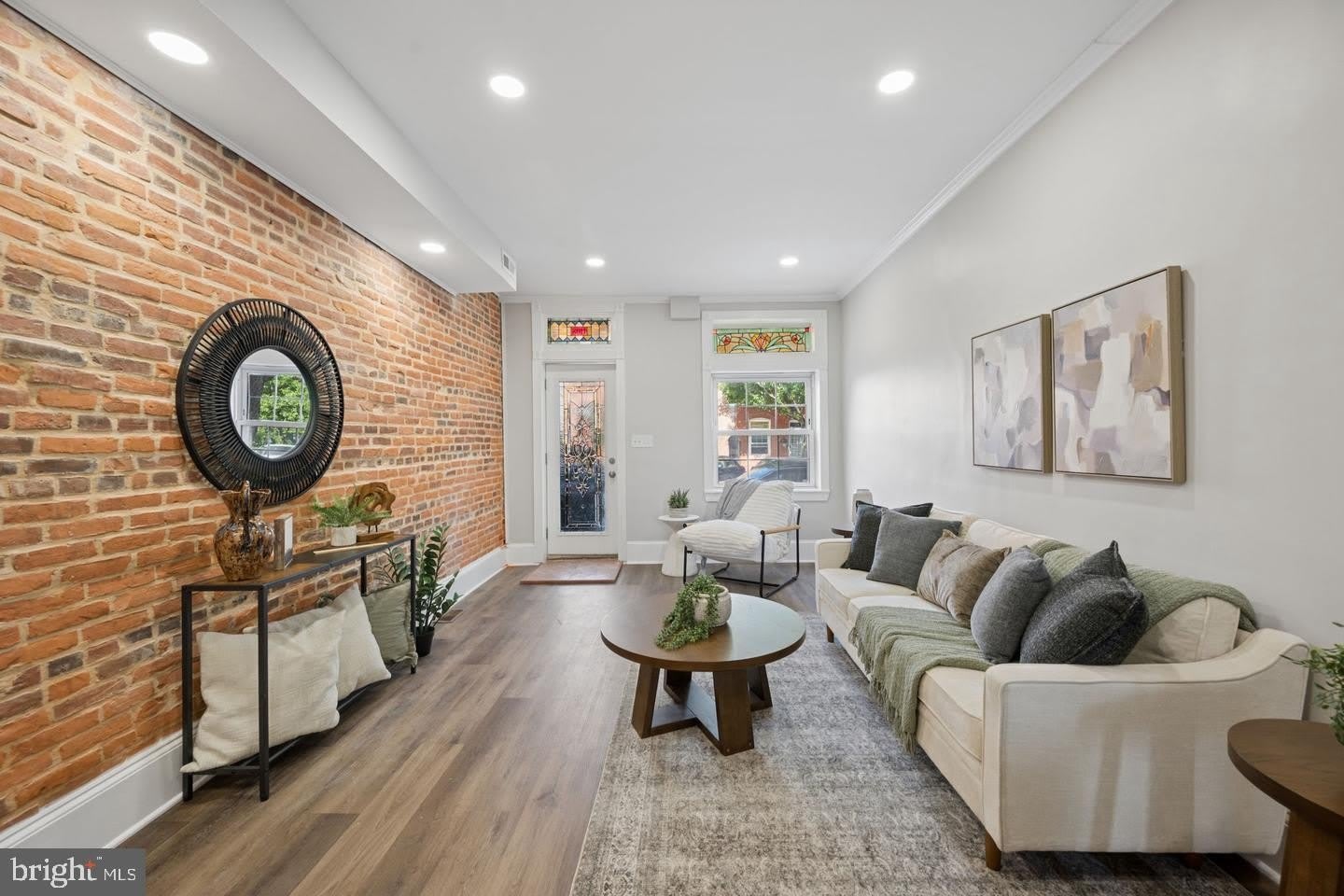 1108 S CLINTON Street – photo 1